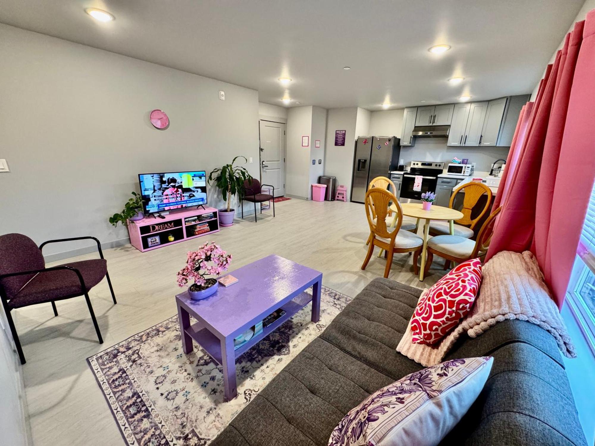 1 Bd Apt With 2 Extra Sofa Beds 13 Mins To Seatac Airport Сиэтл Экстерьер фото