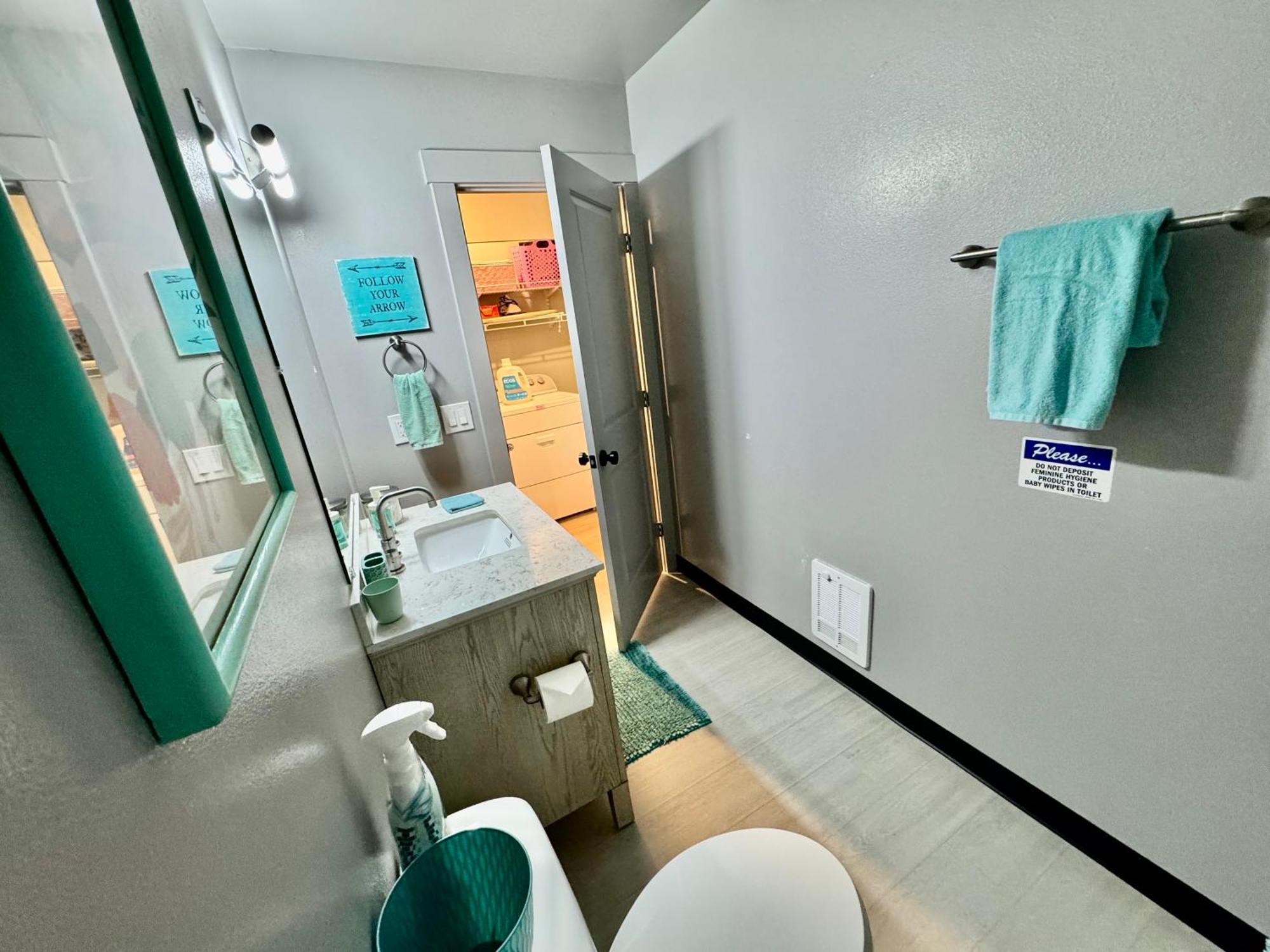 1 Bd Apt With 2 Extra Sofa Beds 13 Mins To Seatac Airport Сиэтл Экстерьер фото